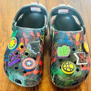 Crocs Unisex-Child Classic Marvel Avengers Clog size 11 (multi color)